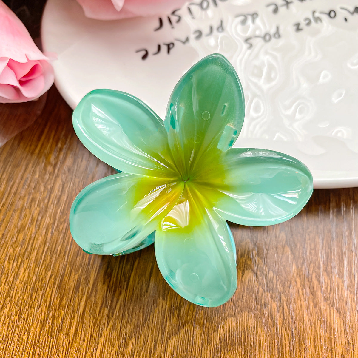 Simple Retro Floral Resin Hair Claw Clip