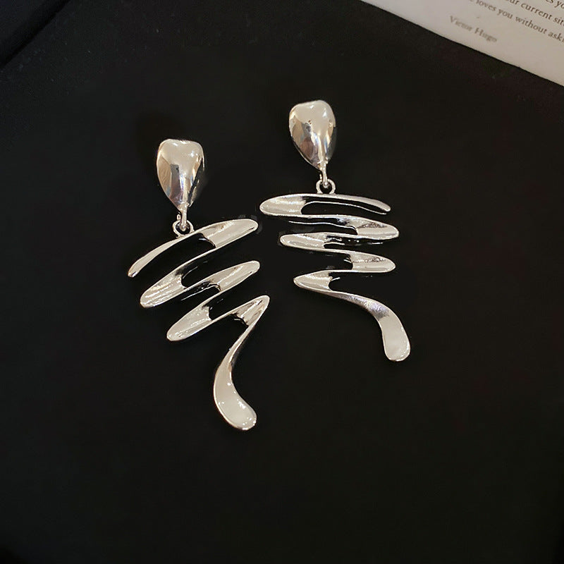 1 Pair Minimalist Snake Alloy Drop Earrings with Silver Needle