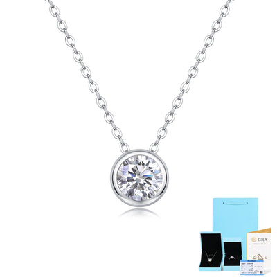 Casual Sterling Silver Moissanite Pendant Necklace