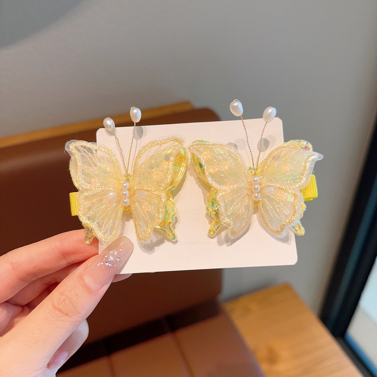 Sweet Butterfly Embroidered Pearl Hair Clip for Girls