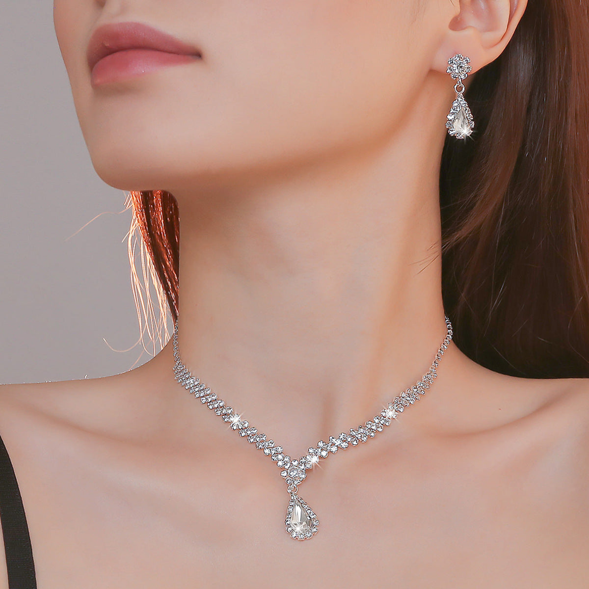 Elegant Crystal Rhinestone Necklace and Earring Set