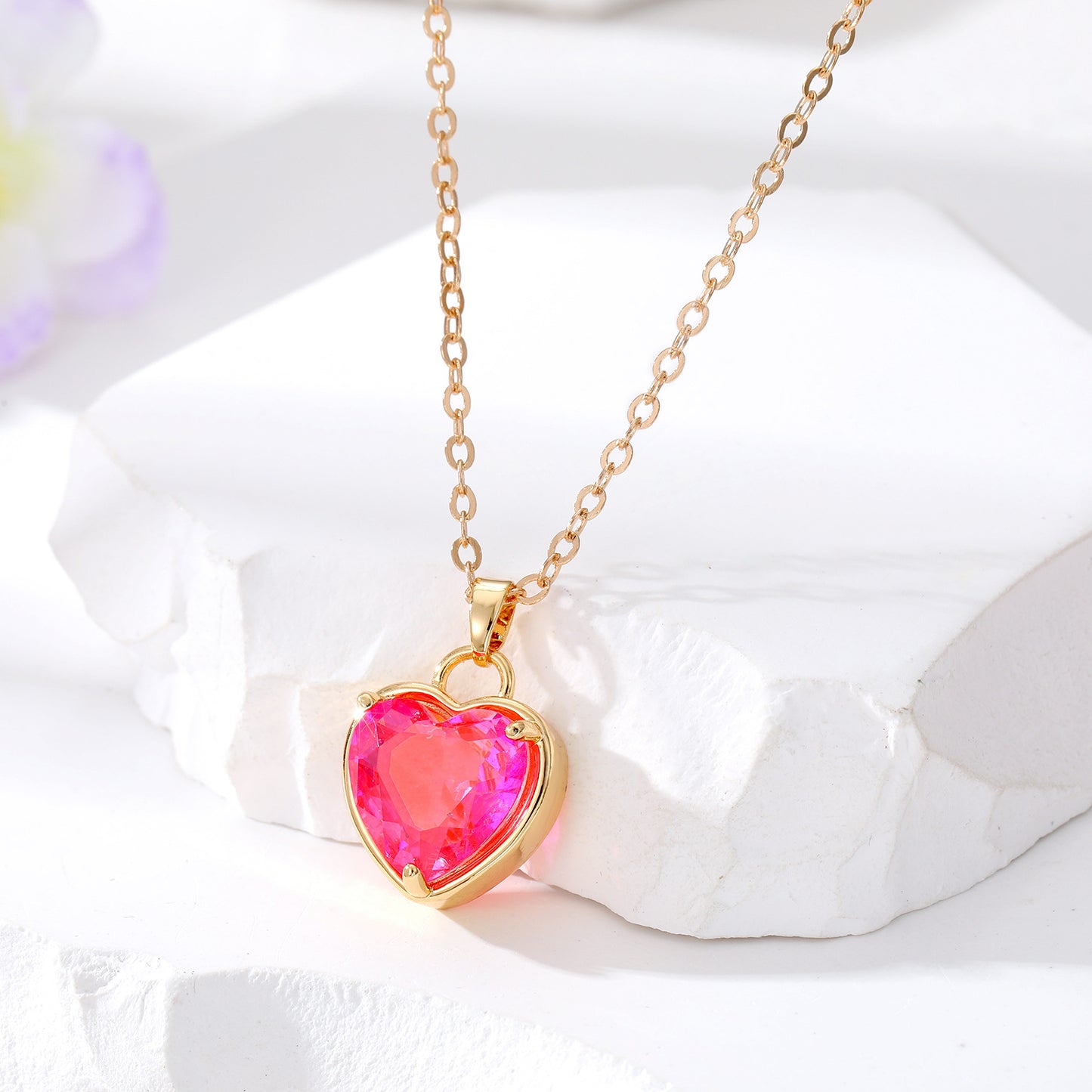 Heart Shape Crystal Pendant Necklace for Women - Colorful Alloy Design