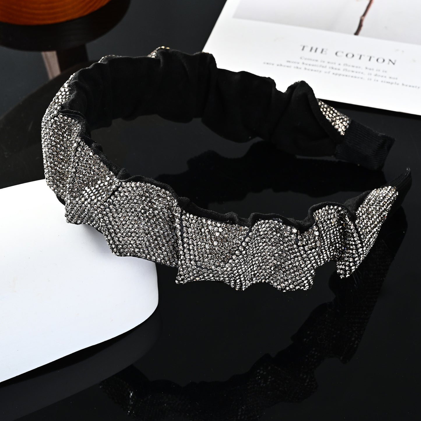 Retro Geometric Rhinestone Embellished Hairband