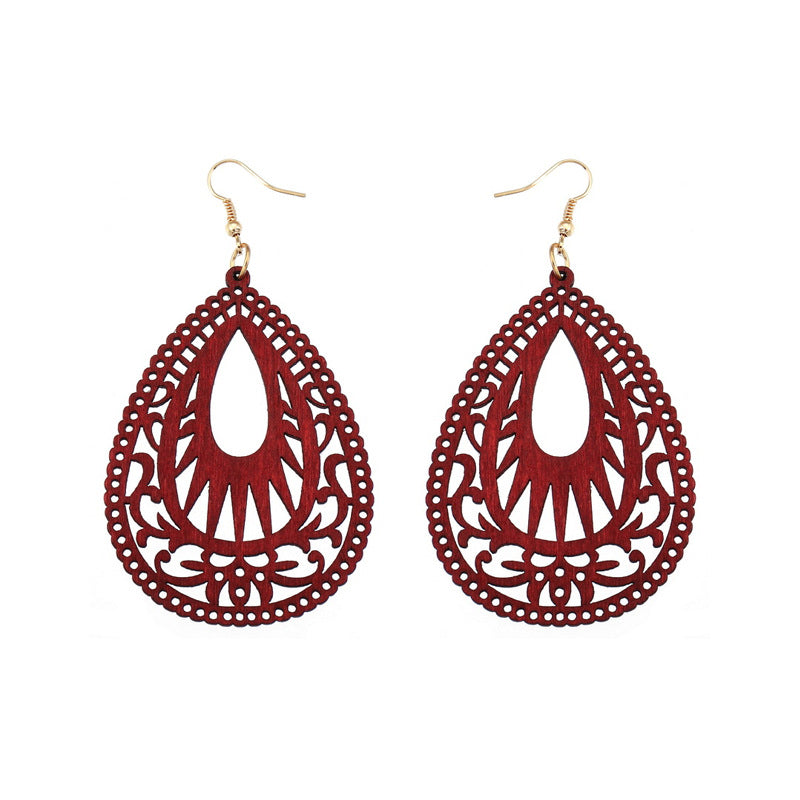 Retro Water Droplets Wood Hollow Out Women'S Drop Earrings 1 Pair