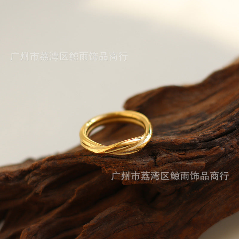 Fashion Twist Rotating Wide Titanium Steel 18K Gold Plated Ring