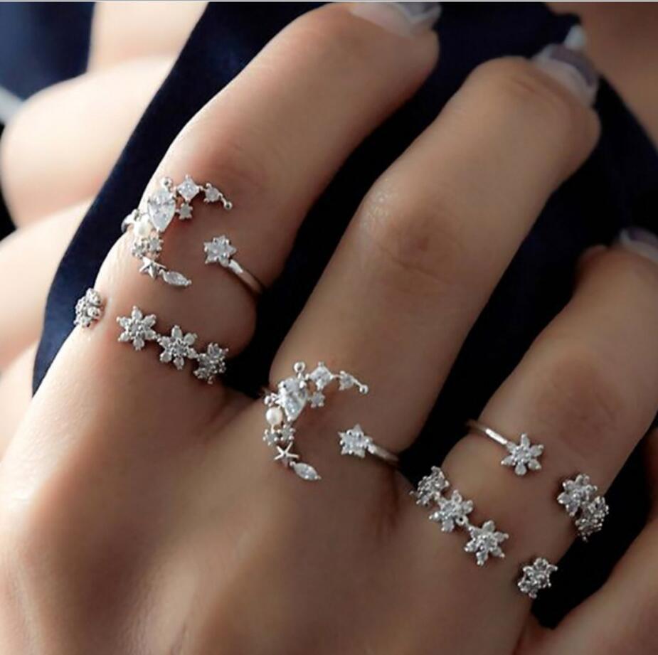 Simple Geometric Rhinestone Crescent Moon Ring Set - 9 Pieces