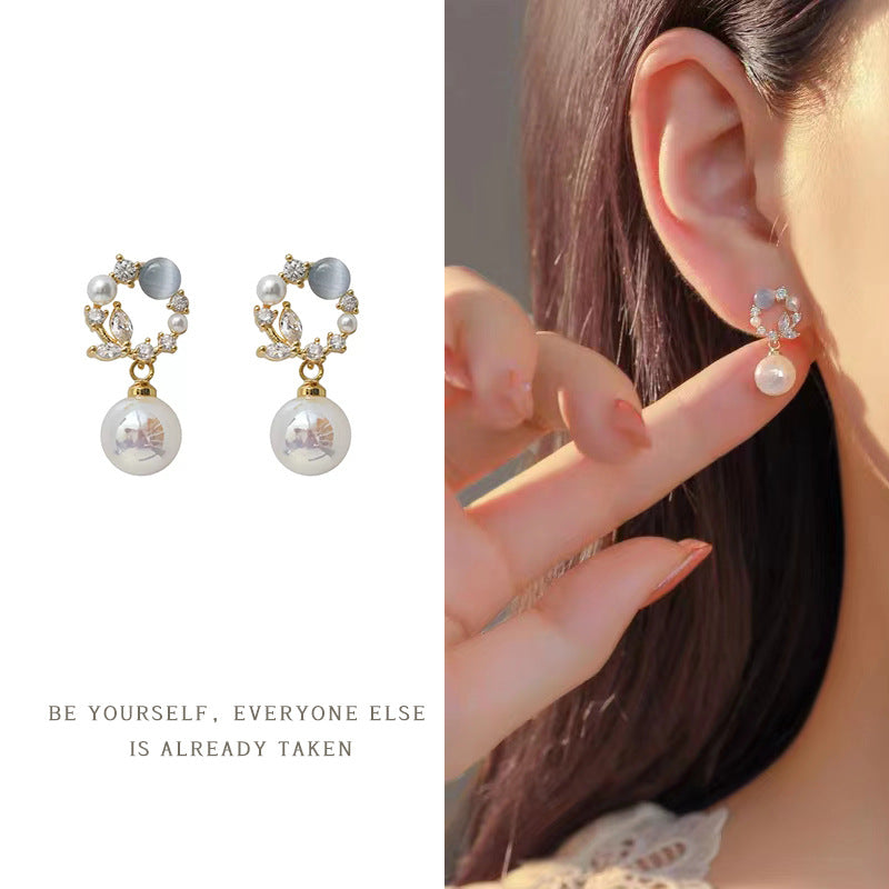 1 Pair Vintage Leaf Flower Bow Knot Pearl Zircon Clip-On Earrings