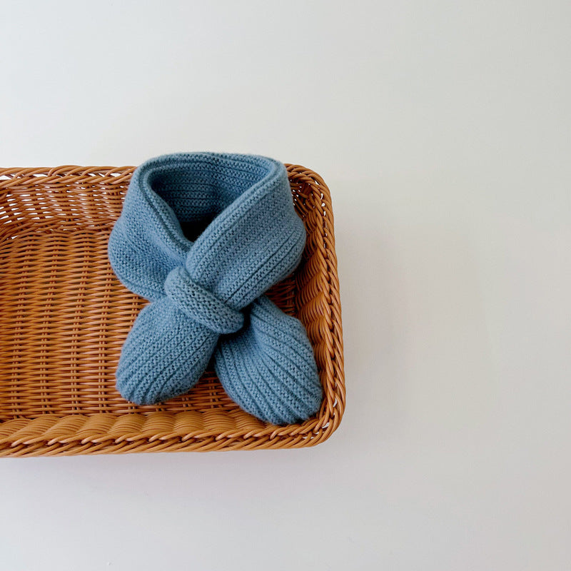 Children's Unisex Solid Color Knit Scarf - Winter 2023 Collection