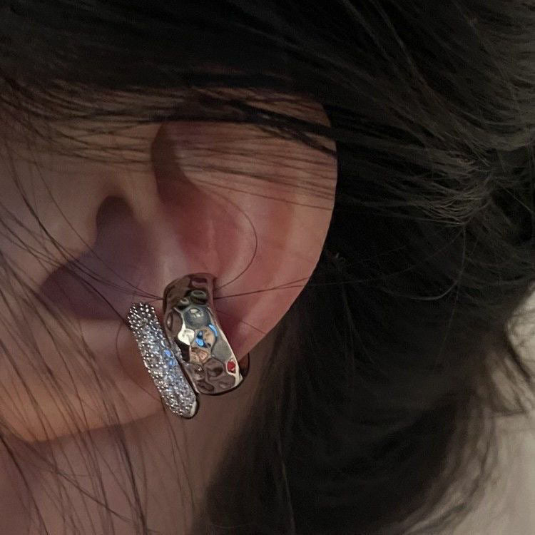 1 Piece Elegant C Shape Alloy Ear Cuffs