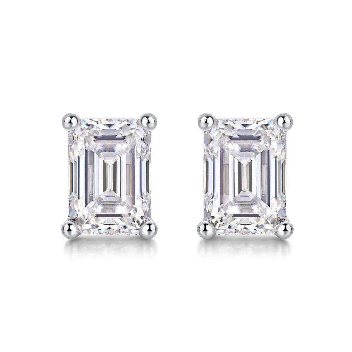 Simple Sterling Silver Moissanite Stud Earrings with 18K Gold Plating