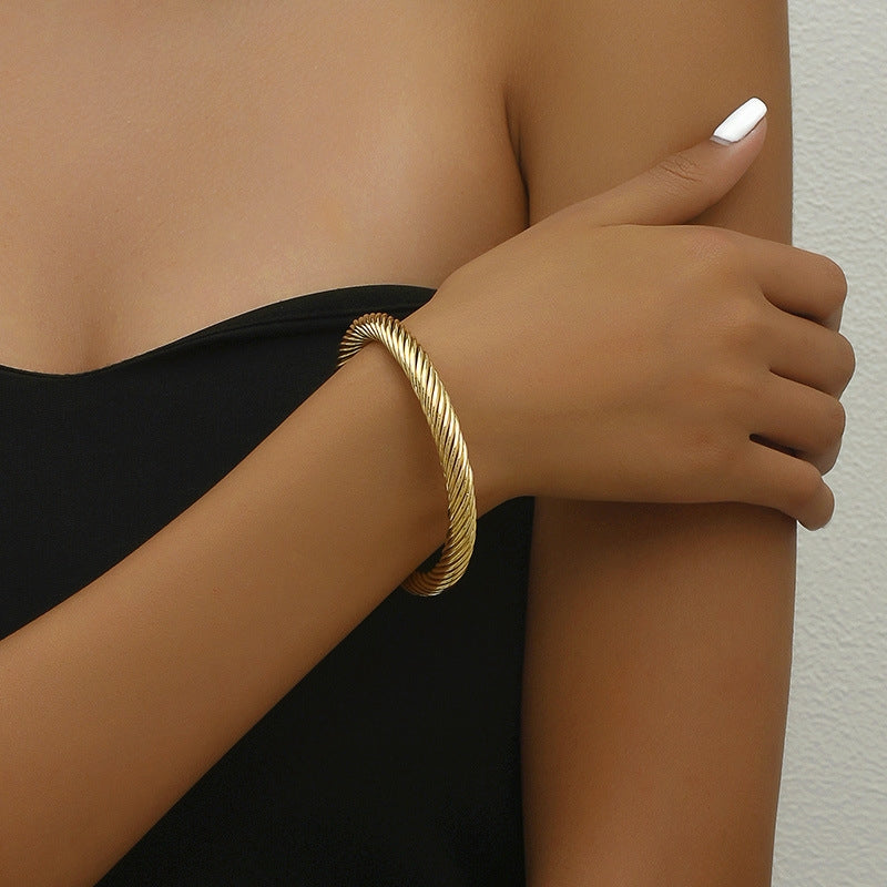Original Design Geometric Open Cuff Women's Bangle Bracelet