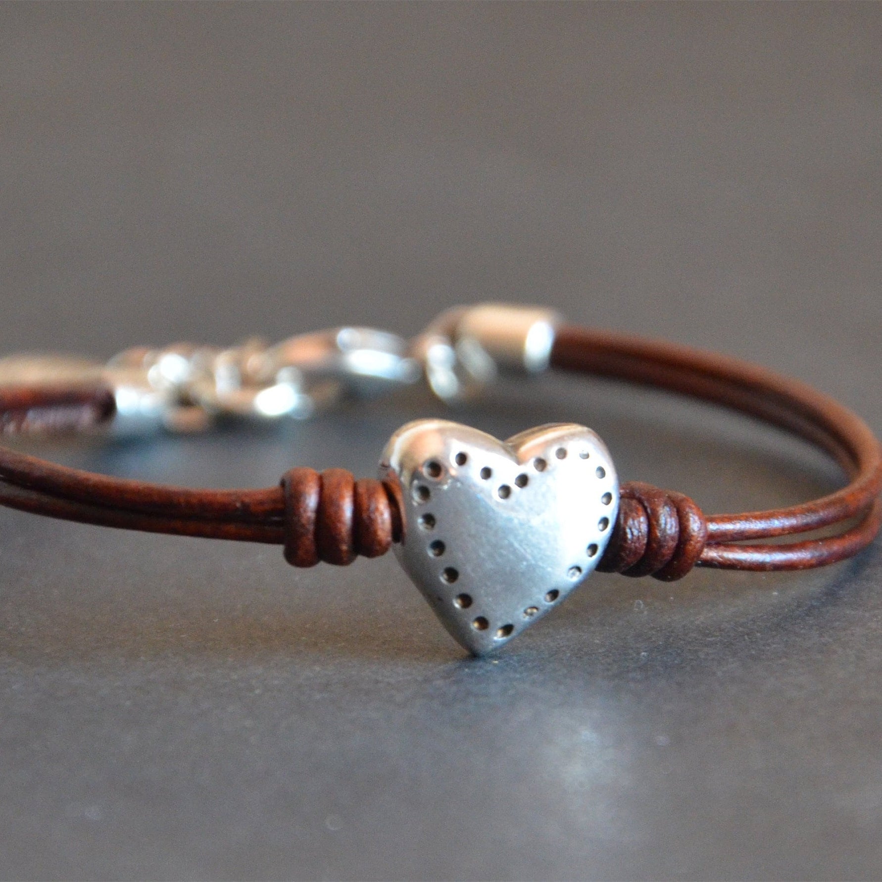 Retro Bohemian Heart Leather Rope Bracelet, Vintage Minimalist Love Stitching Design