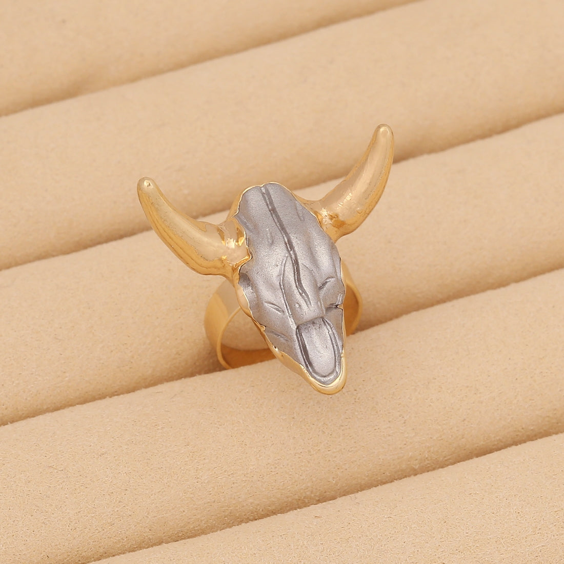 Retro Bohemian Cattle Head Alloy Resin Women's Open Ring