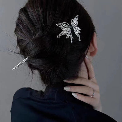 Retro Style Butterfly Hairpin with Alloy Plating and Black Crystal Gemstones