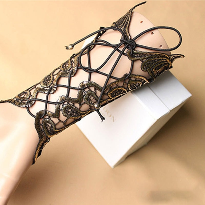 Retro Flower Alloy Feather Lace Arm Chain Bracelet