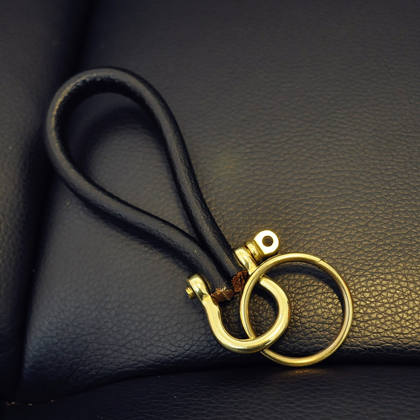 Retro Geometric Cowhide Brass Keychain with Handmade Leather Hook