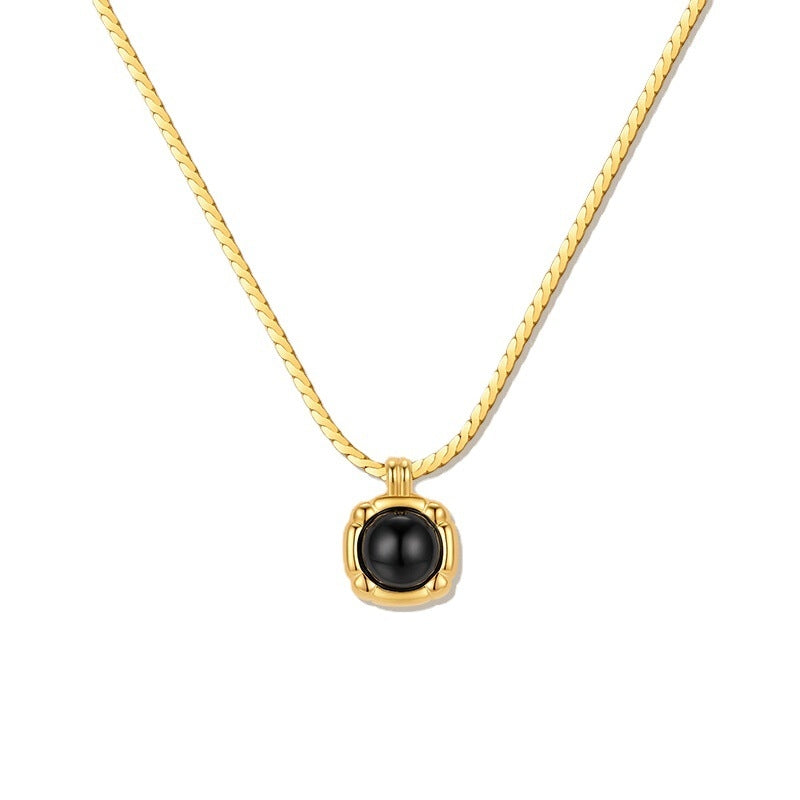 Retro Geometric Agate Pendant Necklace in 18k Gold Plated Copper Alloy