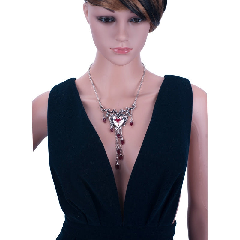 Retro Heart Shape Zinc Alloy Enamel Crystal Rhinestone Women's Necklace and Earrings Jewelry Set for Halloween and Christmas