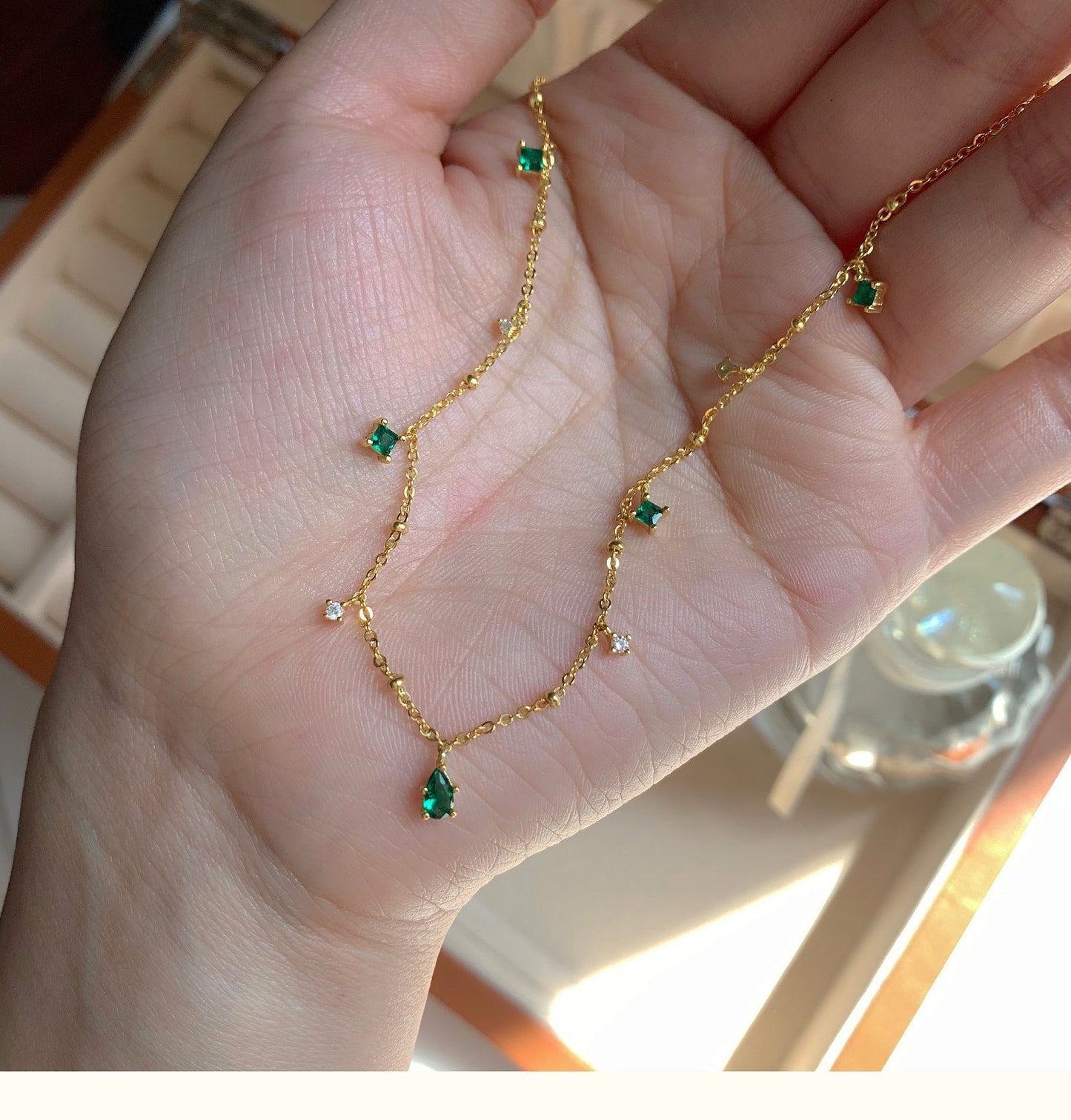 Vintage Emerald Gold-Plated Clavicle Chain Necklace in S925 Silver