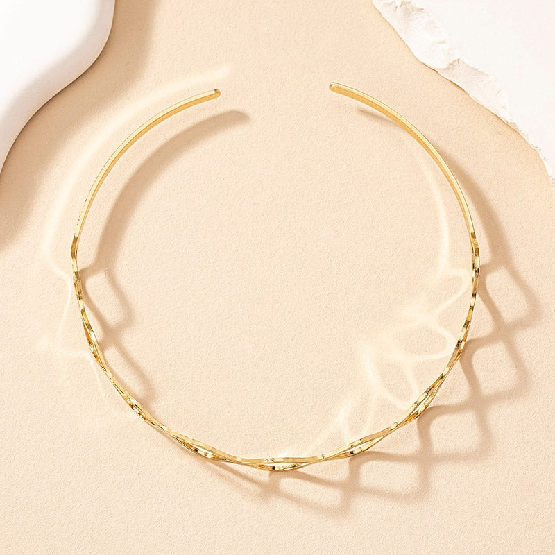 Retro Geometric Gold Plated Women's Choker Necklace
