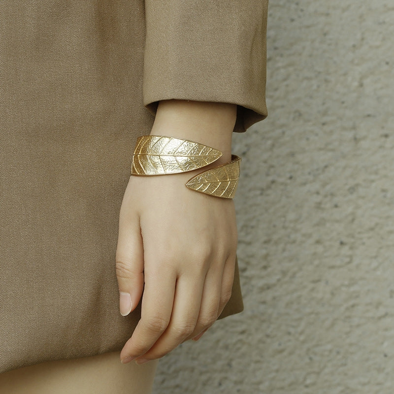 Retro Silver Leaf Adjustable Women's Bangle Bracelet