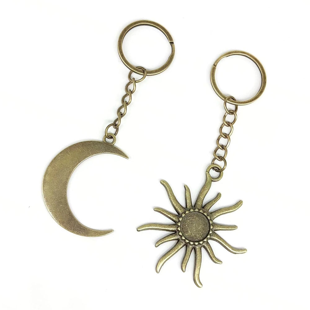 Retro Sun Moon Gold Plated Alloy Keychain Pendant