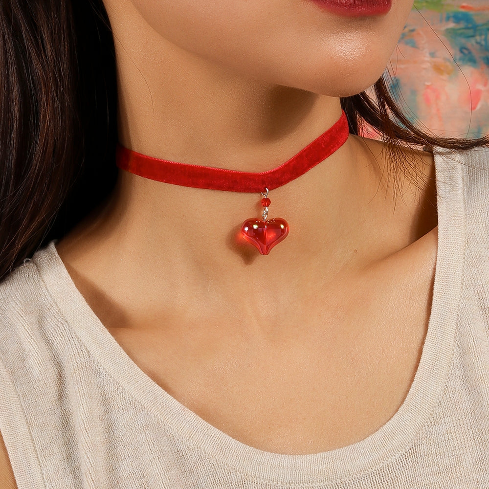 Romantic Velvet Heart Pendant Choker Necklace for Women