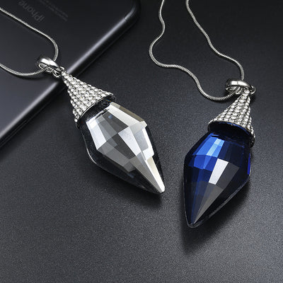 Shiny Rhombus Crystal Pendant Necklace with Copper Alloy Chain