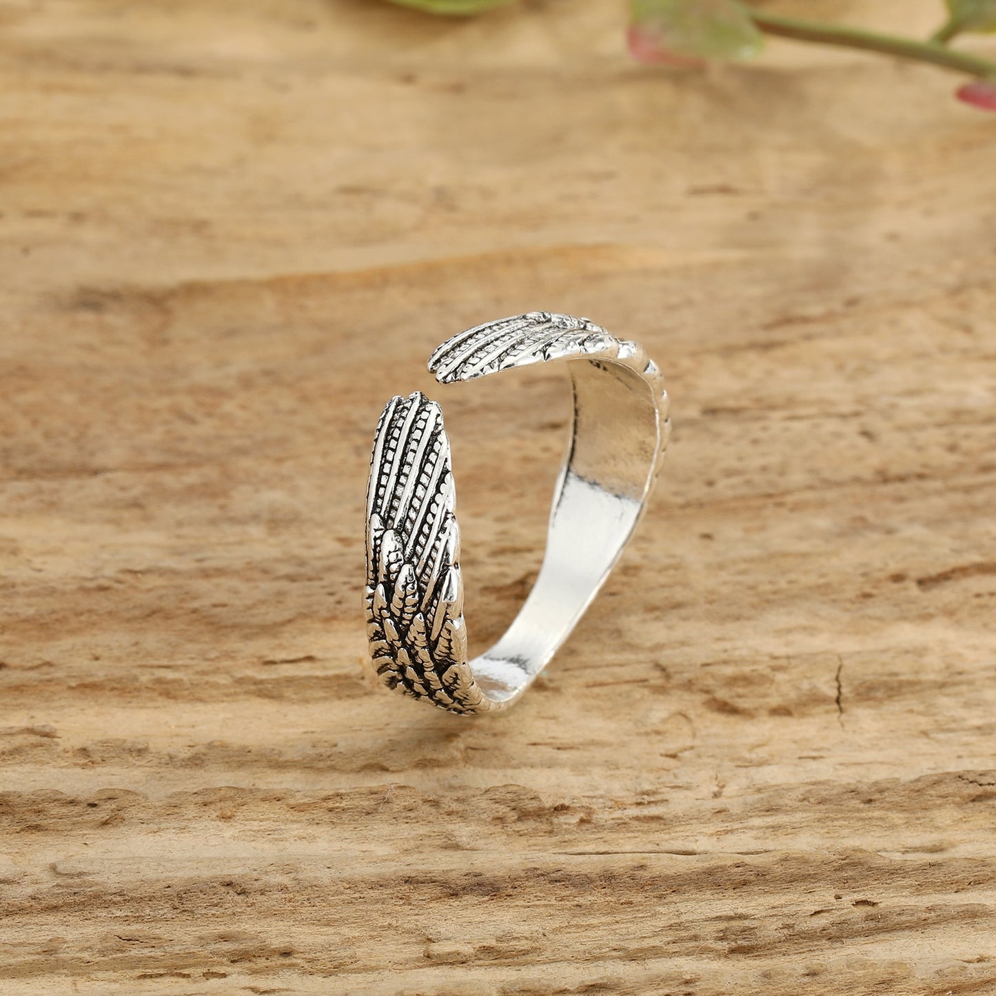 Simple Angel Wing Feather Octopus Wrap Ring