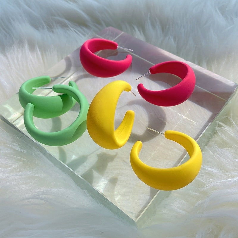 Simple Candy Color Matte C-shaped Acrylic Earrings with S925 Silver Needle