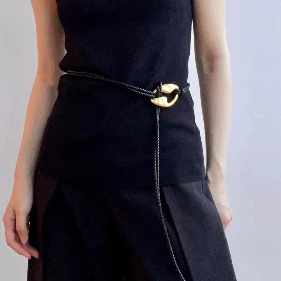 Color Block Imitation Leather Necklace with Gold T-Bar Pendant and Vintage Chain Design