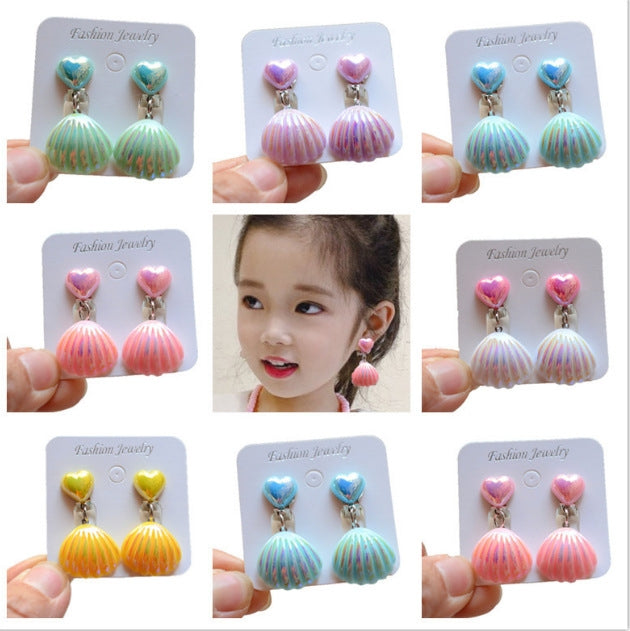 Simple Shell Resin Heart Ear Cuffs for Girls