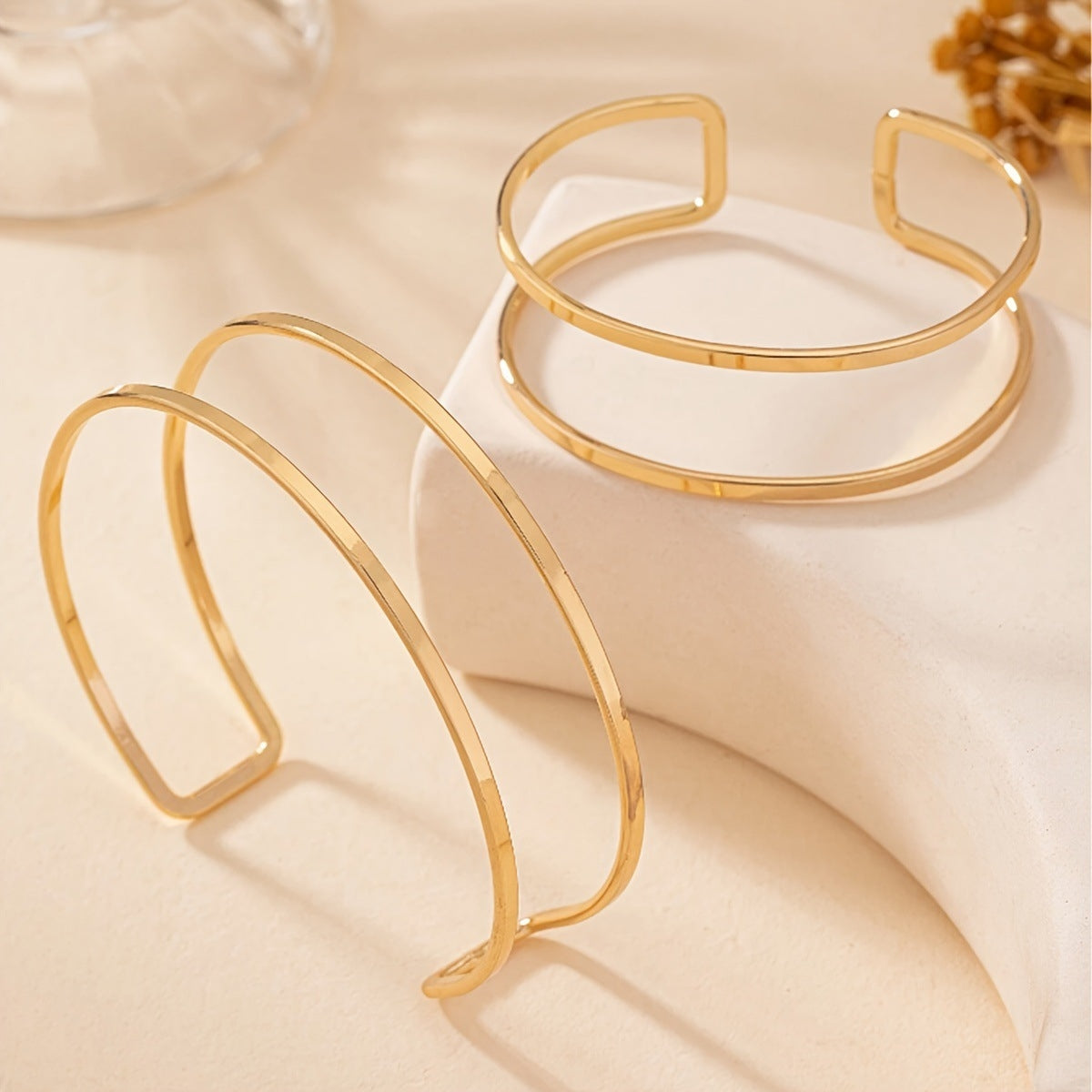 Simple Classic Solid Color Alloy Double Layer Hollow Gold Bangle Bracelet for Women