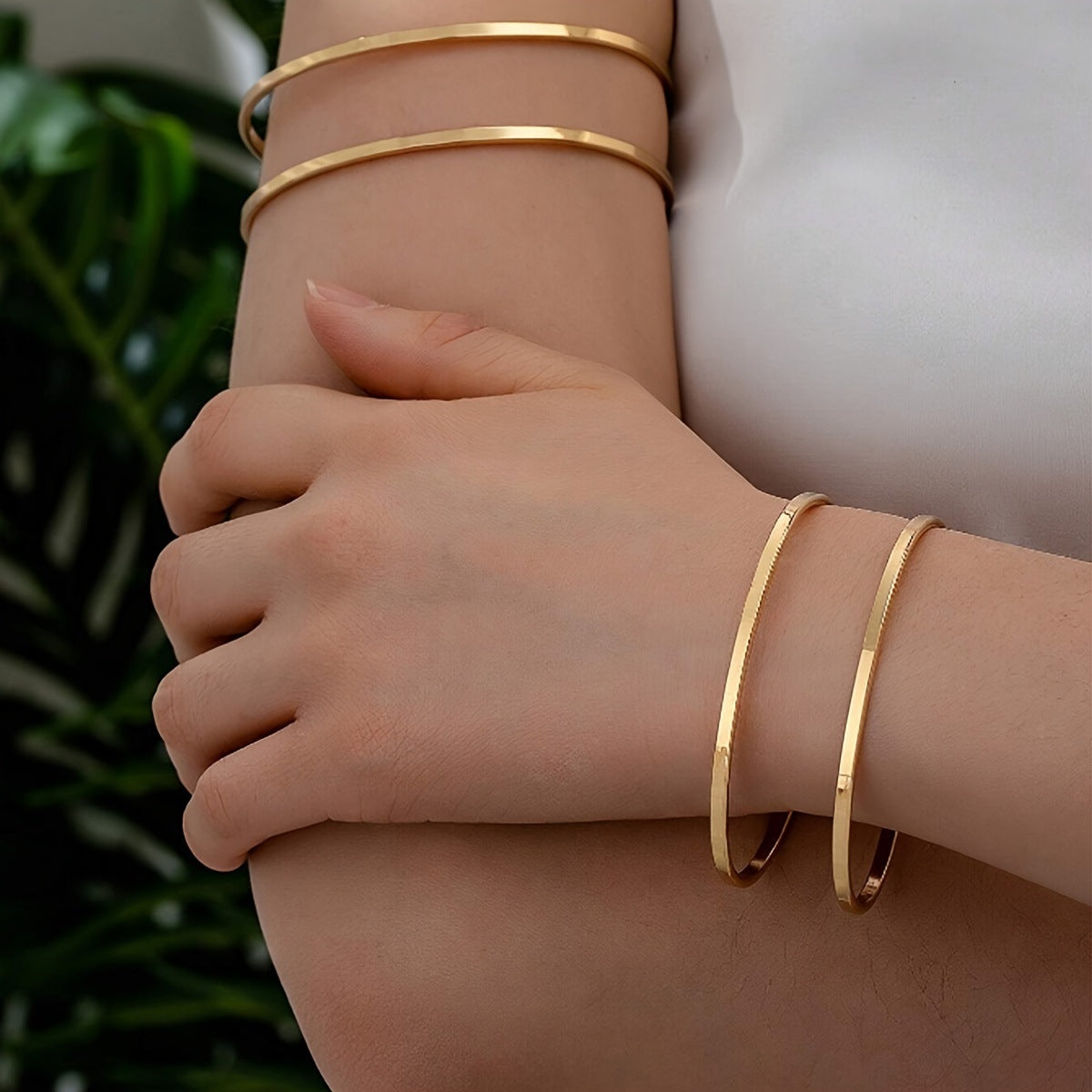 Simple Classic Solid Color Alloy Double Layer Hollow Gold Bangle Bracelet for Women