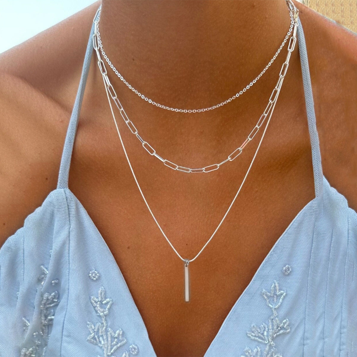 Simple Classic Solid Color Zinc Alloy Layered Pendant Necklace