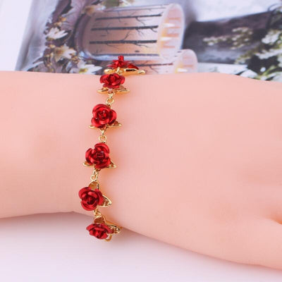 Simple Gold Plated Flower Alloy Women's Bracelet