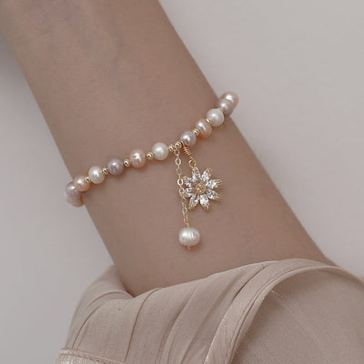 Simple Style Freshwater Pearl Bracelet with Zircon Sunflower Pendant