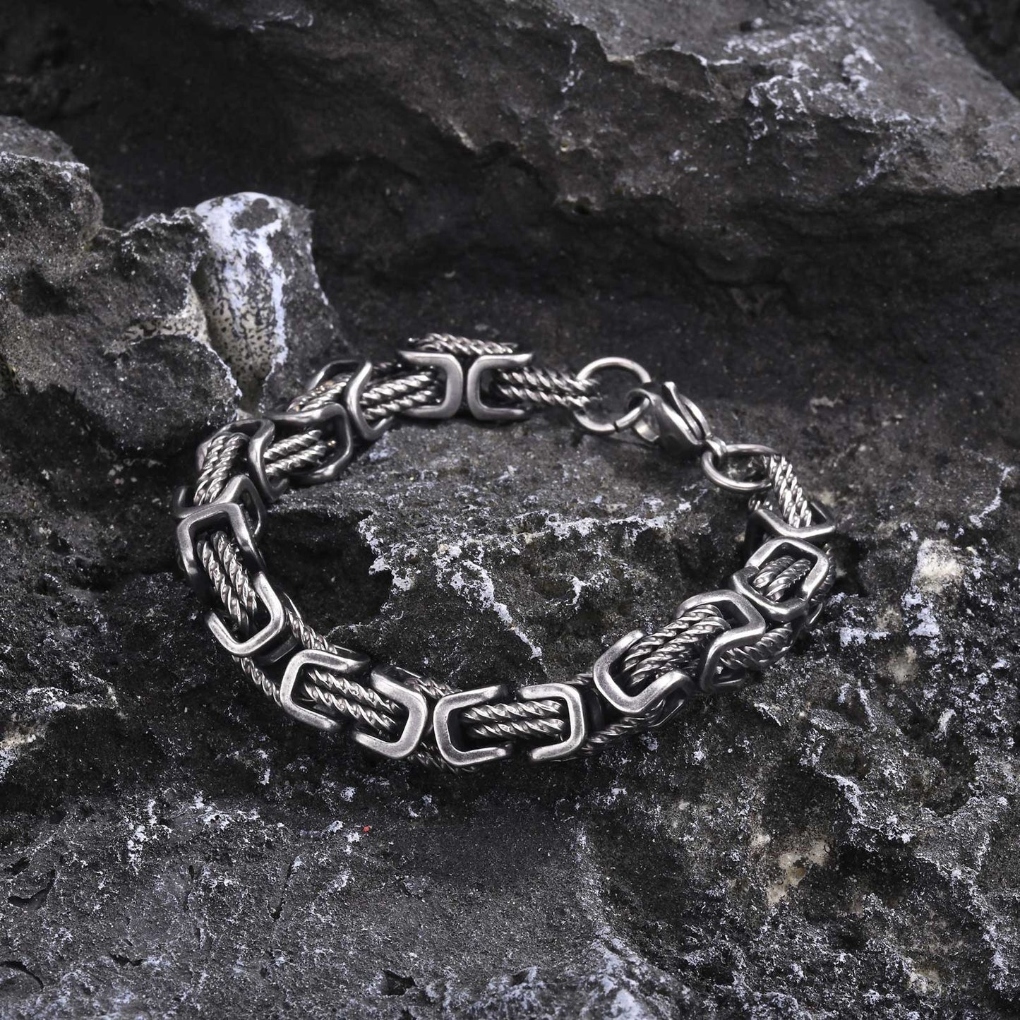 Geometric Stainless Steel Byzantine Twist Men's Bracelet - Vintage Style Jewelry