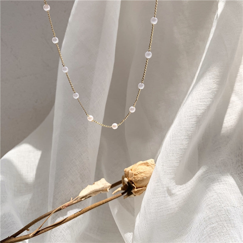 Simple Geometric Alloy Plated Pearl Choker Necklace for Women