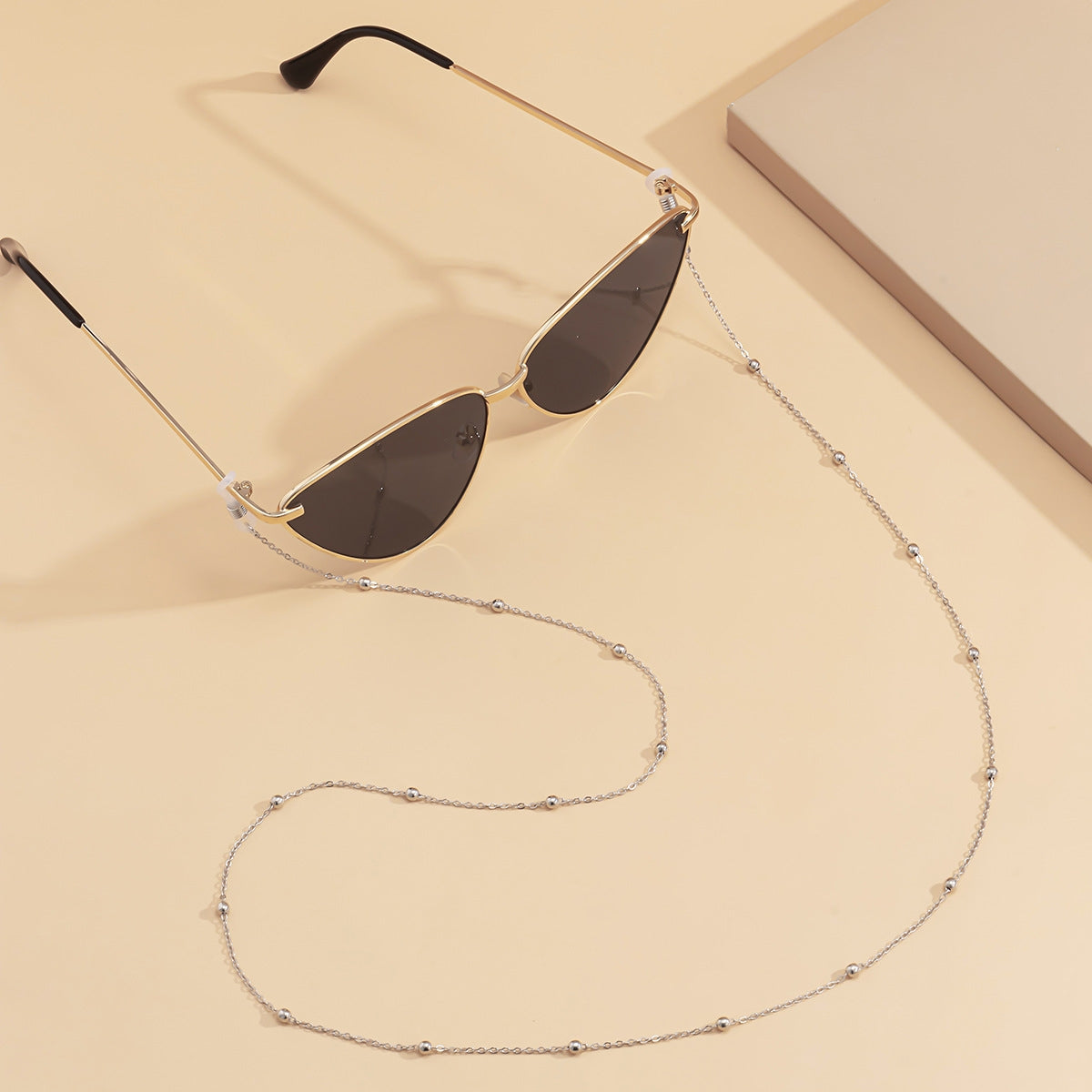 Simple Geometric Alloy Pearl Glasses and Mask Chain Accessory