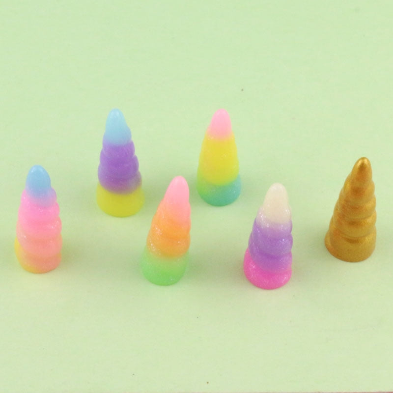 Simple Geometric Resin Jewelry Accessories - Gold Gradient Unicorn Horn DIY Pack (200 Pieces)