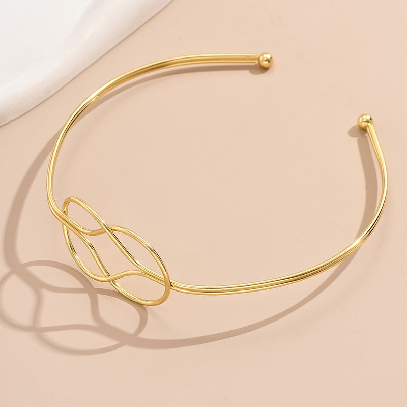 Simple Geometric Hollow Alloy Women's Choker Necklace