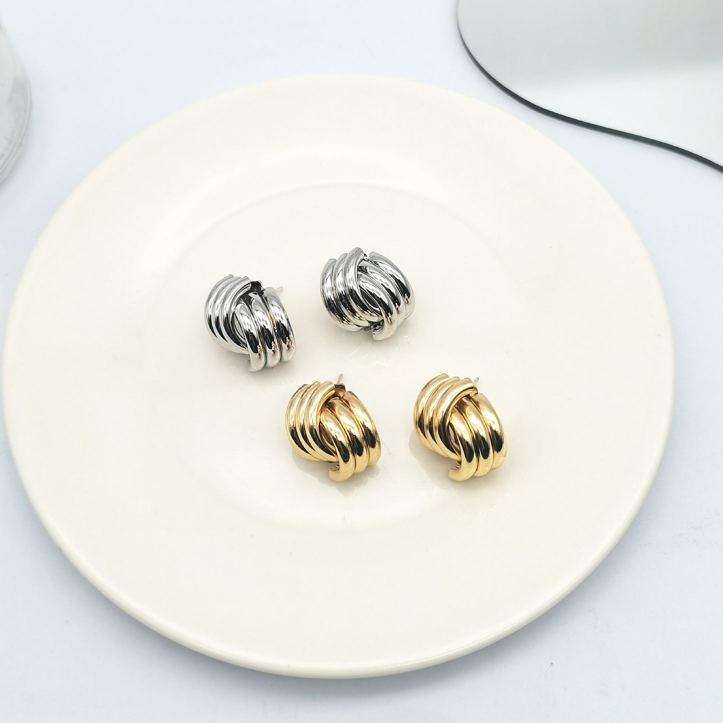 Geometric Stripe Alloy Plating Cross Metal Stud Earrings