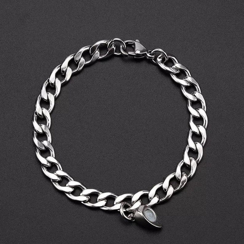 Simple Heart Shape Alloy Couple Bracelets - Romantic Magnetic Love Design for Men and Women