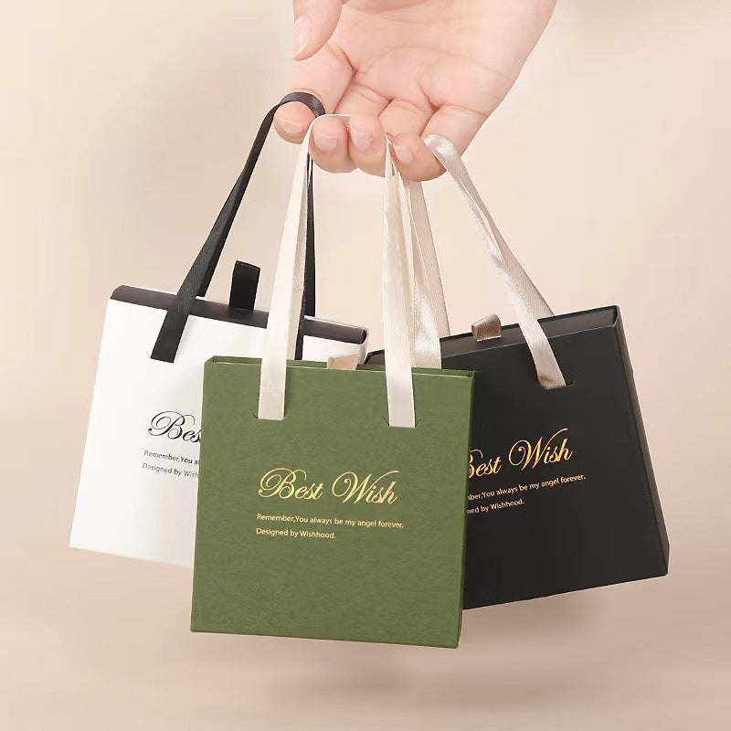 Simple Style Letter Paper Jewelry Packaging Bags and European Style Jewelry Gift Box