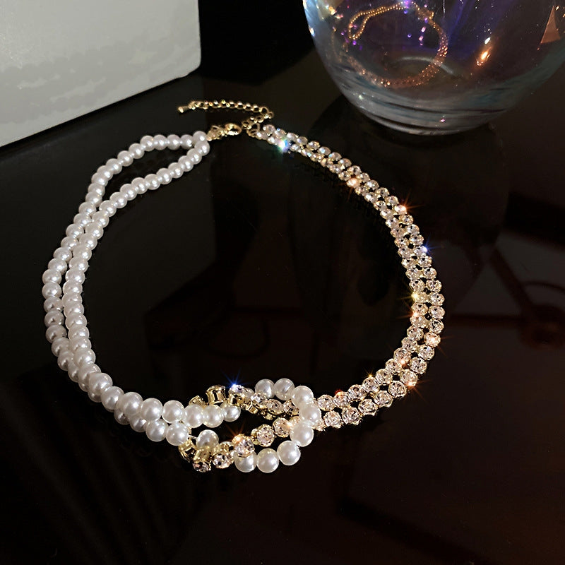 Simple Style Mixed Materials Pearl Rhinestone Inlay Women's Choker Necklace