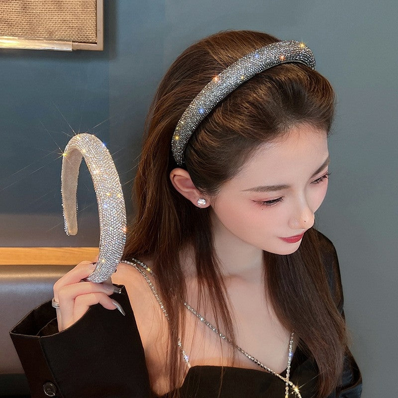 Elegant Rhinestone and Pearl Embellished Hairband