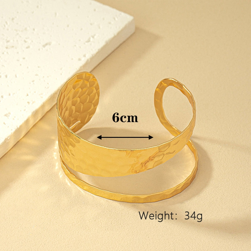 Simple Style Asymmetrical 14k Gold Plated Women's Bangle with Unique Open Design