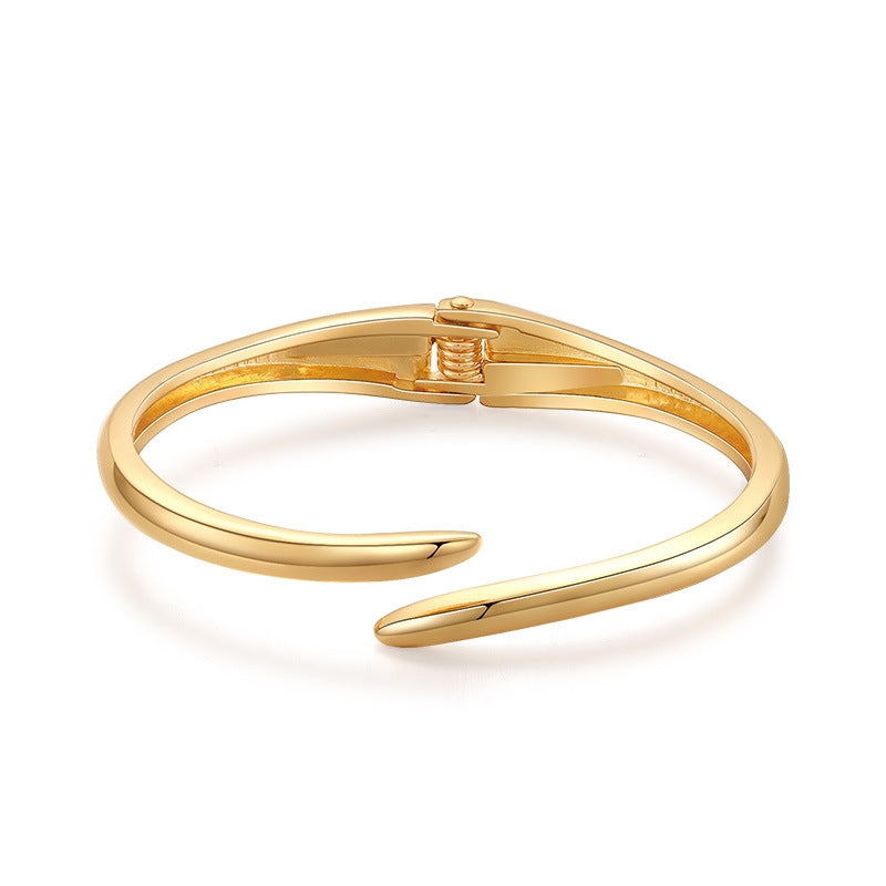 Simple Style Gold Plated Women's Fashion Bangle