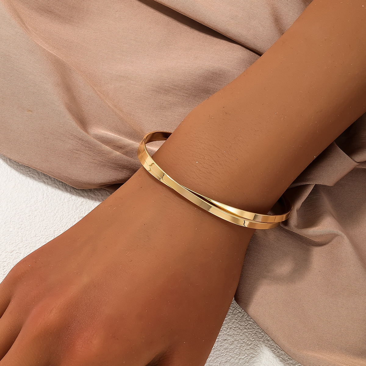 Simple Streetwear Solid Color Alloy Plated Women's Open Cuff Bracelet